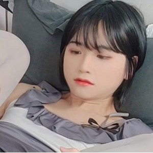 OnlyFans韩国ts主播Lua超美视频大合集